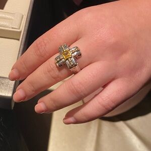 Konstantino Karia Grace Yellow Spinel Ring sz 7
18kt gold with sterling silver